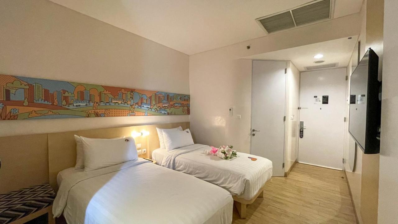 Maxone Premier Melawai Hotel Jakarta Phòng bức ảnh