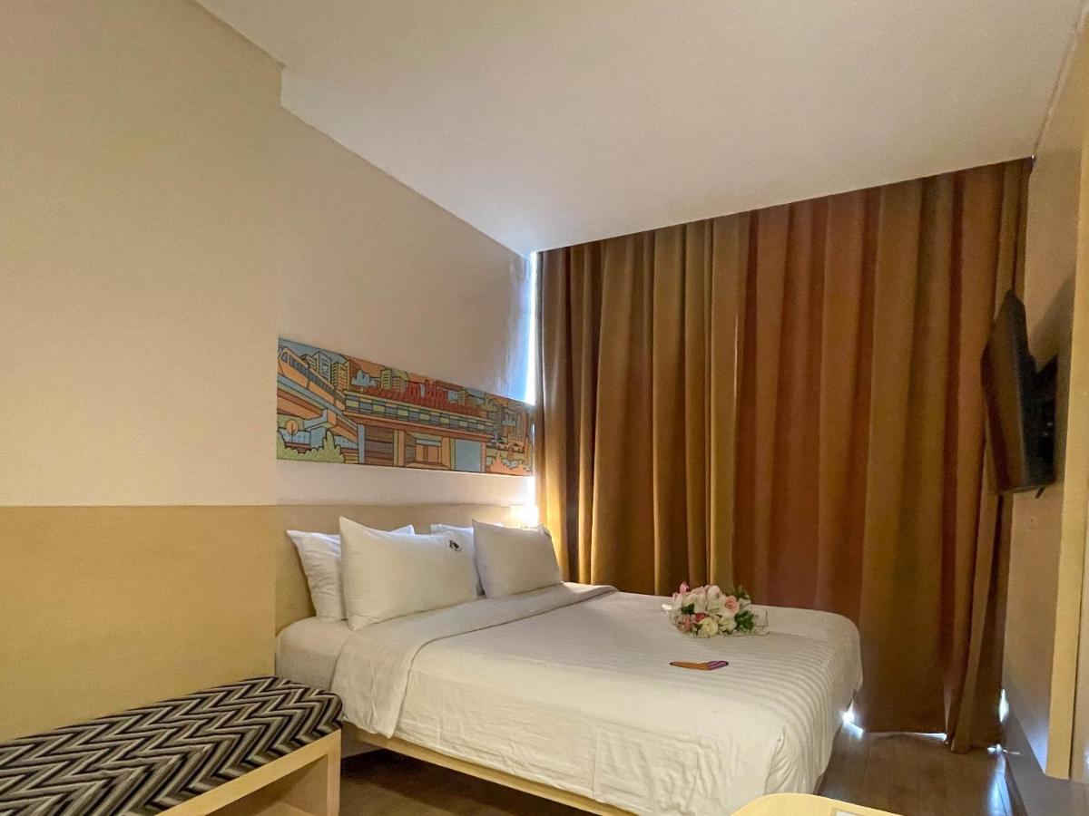Maxone Premier Melawai Hotel Jakarta Ngoại thất bức ảnh