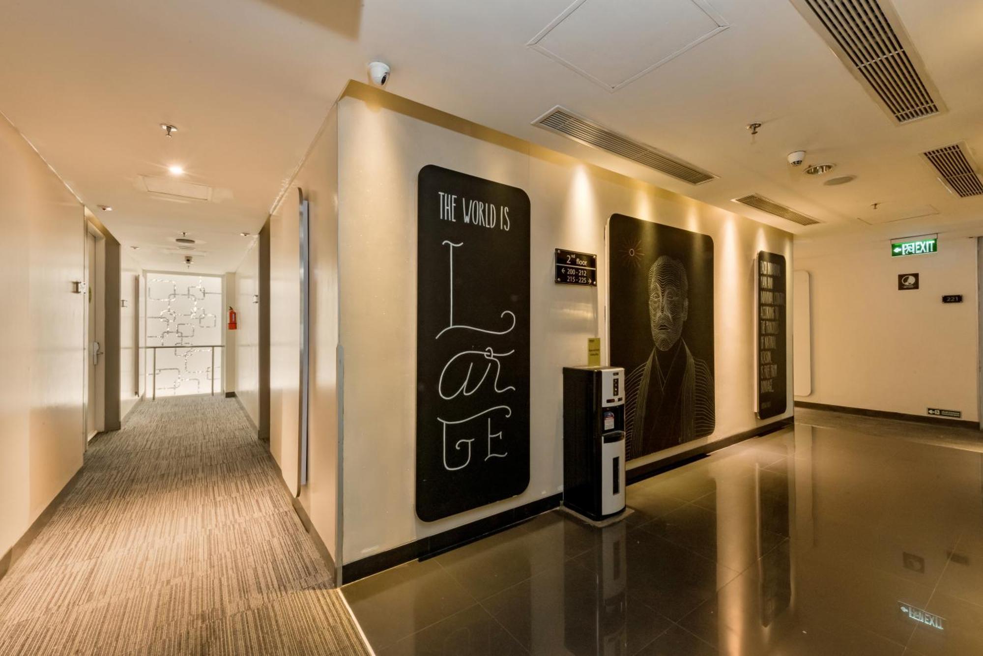 Maxone Premier Melawai Hotel Jakarta Ngoại thất bức ảnh